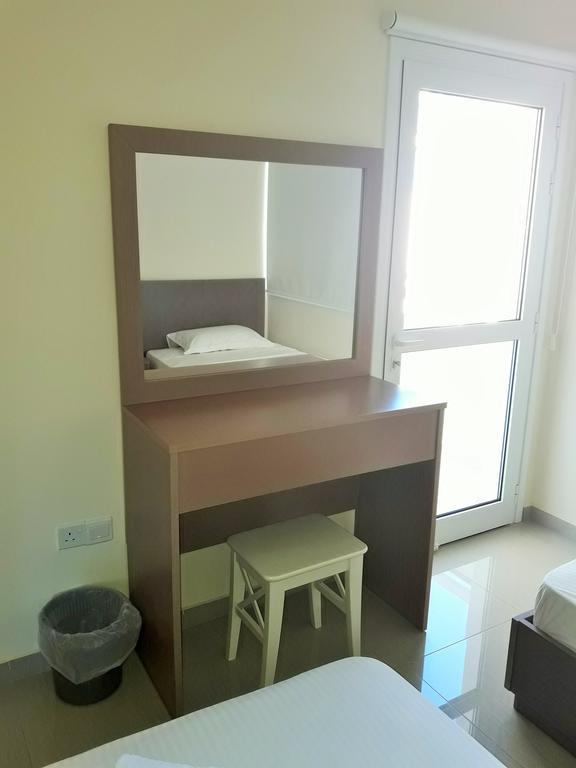 Appartement 44 Tsimintia Court à Larnaca Extérieur photo